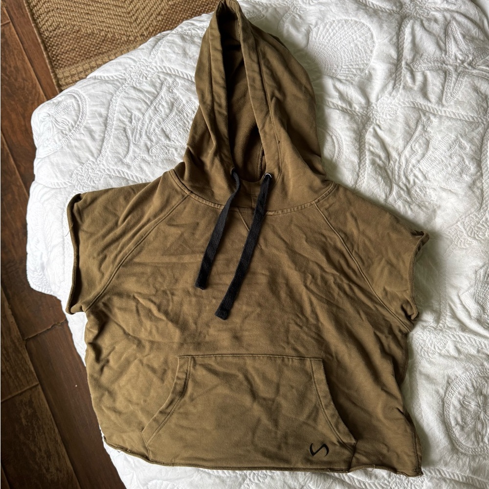 Crop Short Sleeve Hoodie with Pocket